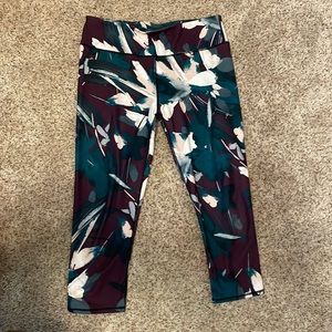 Fabletics Cropped Leggings